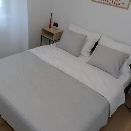 Apartament Fig Kaštela