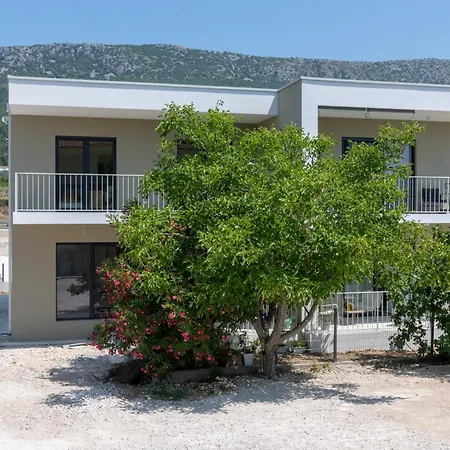 Fig * Kastela
